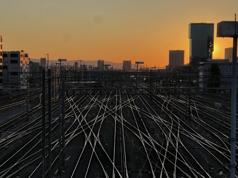 rails train